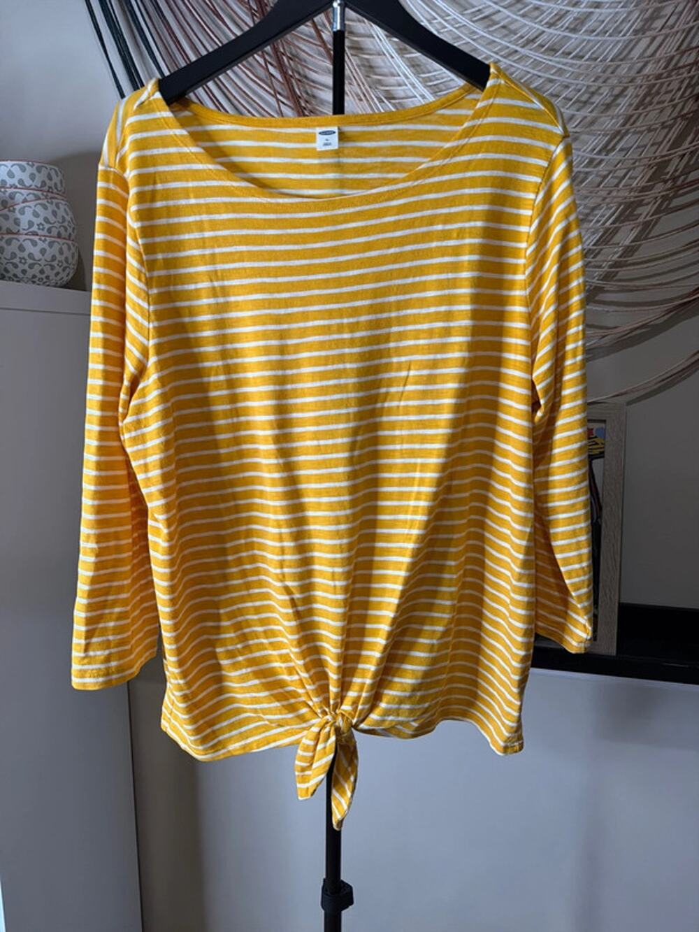 3 for $9 Old Navy, yellow and white three-quarter sleeve T-shirt XL 3466